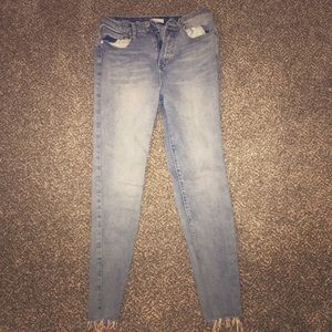 High waisted jeans
